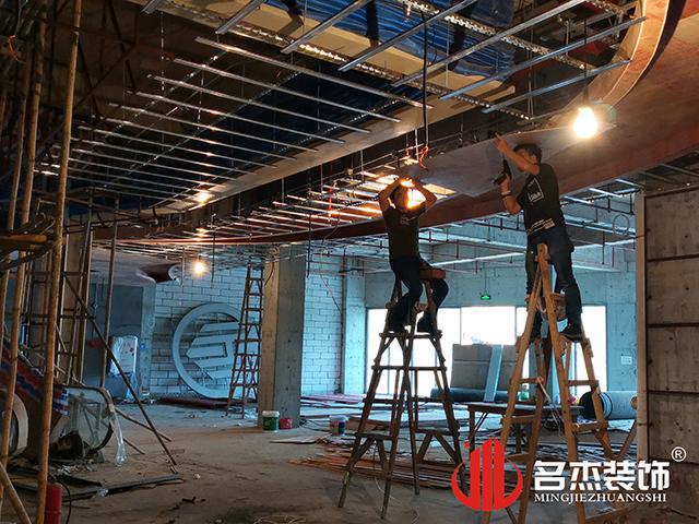 广州商业装修工程施工的相关图片