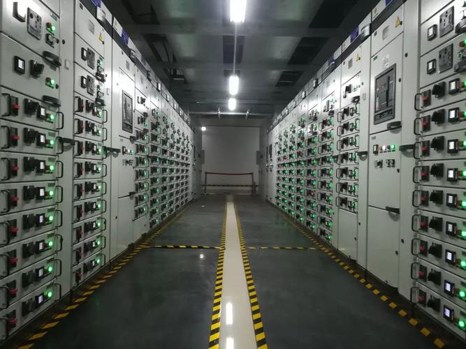 广州地铁11号线机电装修的相关图片