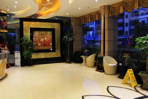 广州正规的酒店装修大厅的相关图片